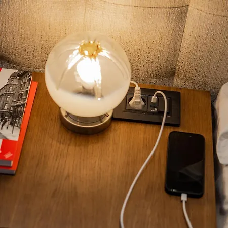 Chic New Ivolola Yu Modern Design Gem Apartment *